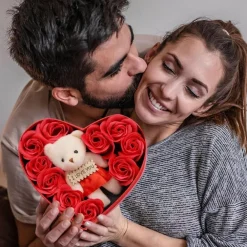 Coffret cadeau coeur en savon avec ours en peluche