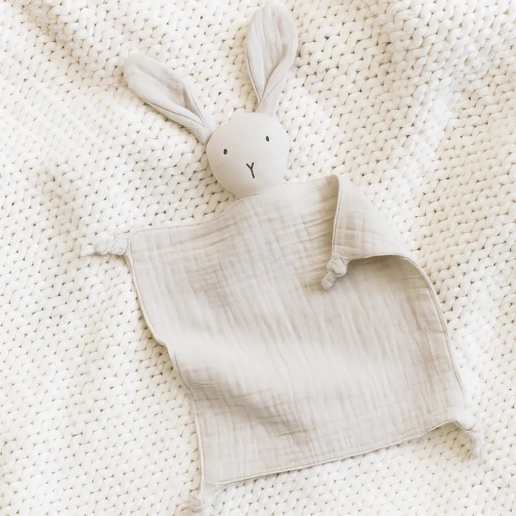 Doudou lapin en coton et mousseline pour bébé