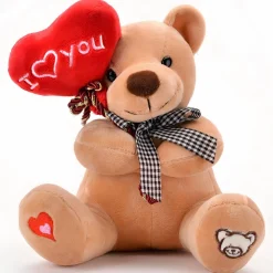 Ours en peluche avec coeur mignon