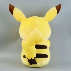 Pack peluche Pikachu qui dort mignon et heureux