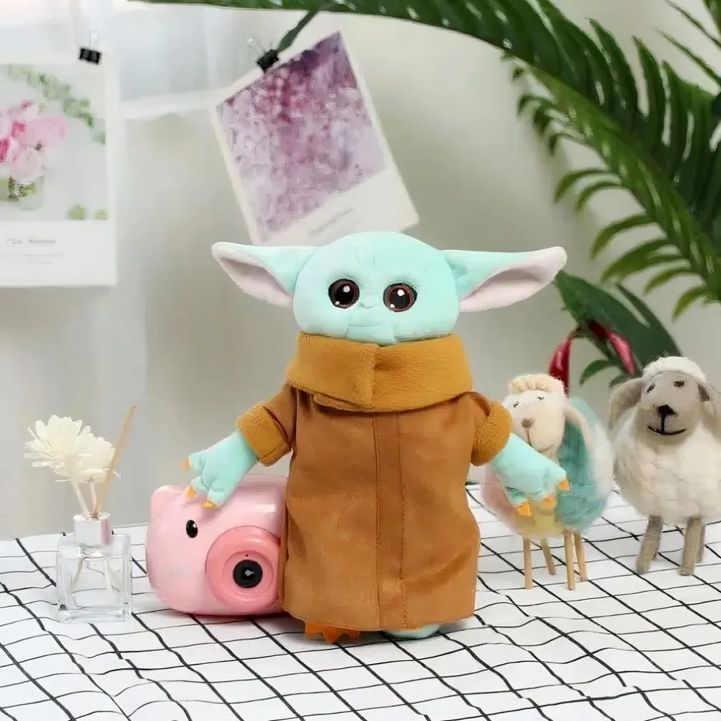 Peluche bébé Yoda