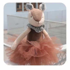 Peluche biche en tutu