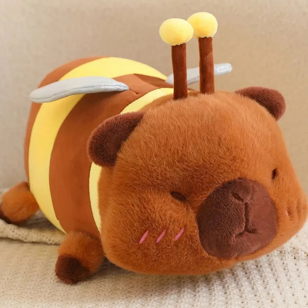 Peluche capybara déguisé en abeille