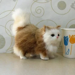 Peluche chat à longs poils