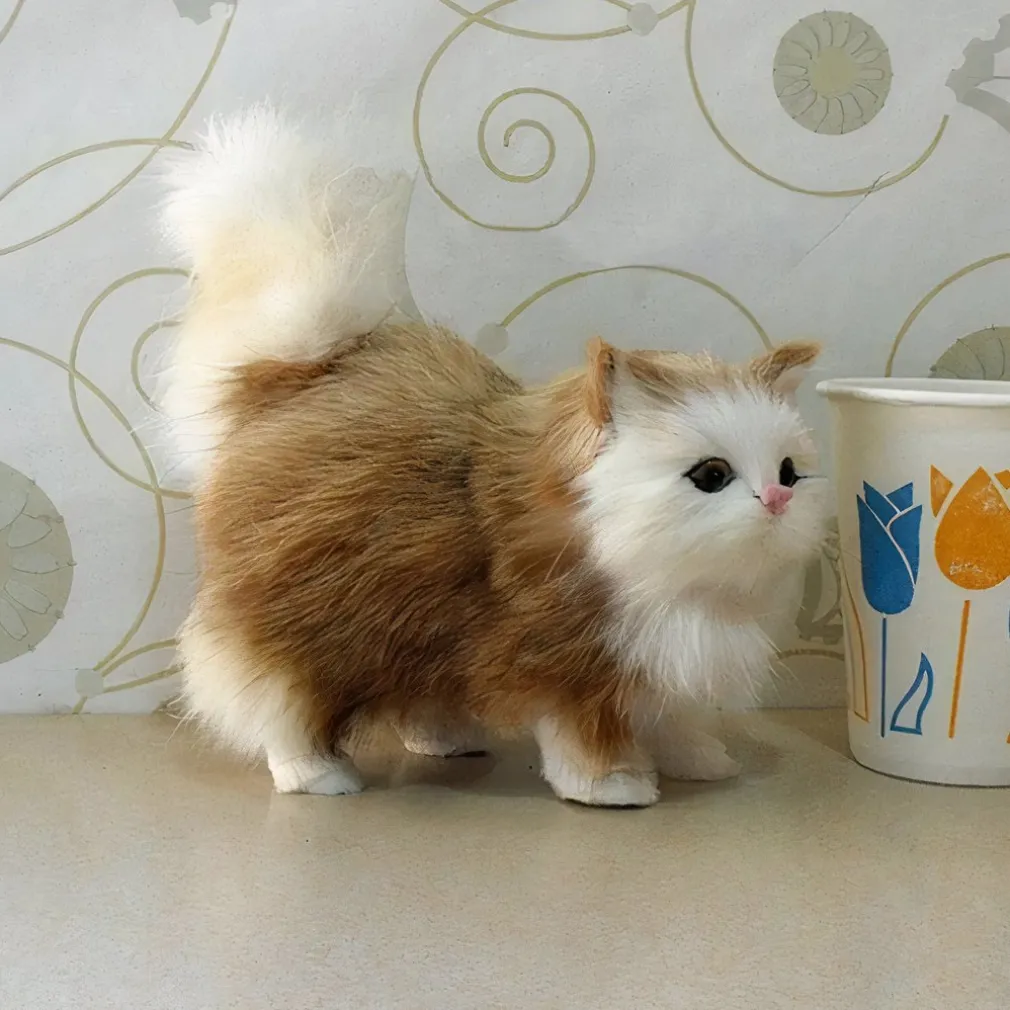 Peluche chat à longs poils