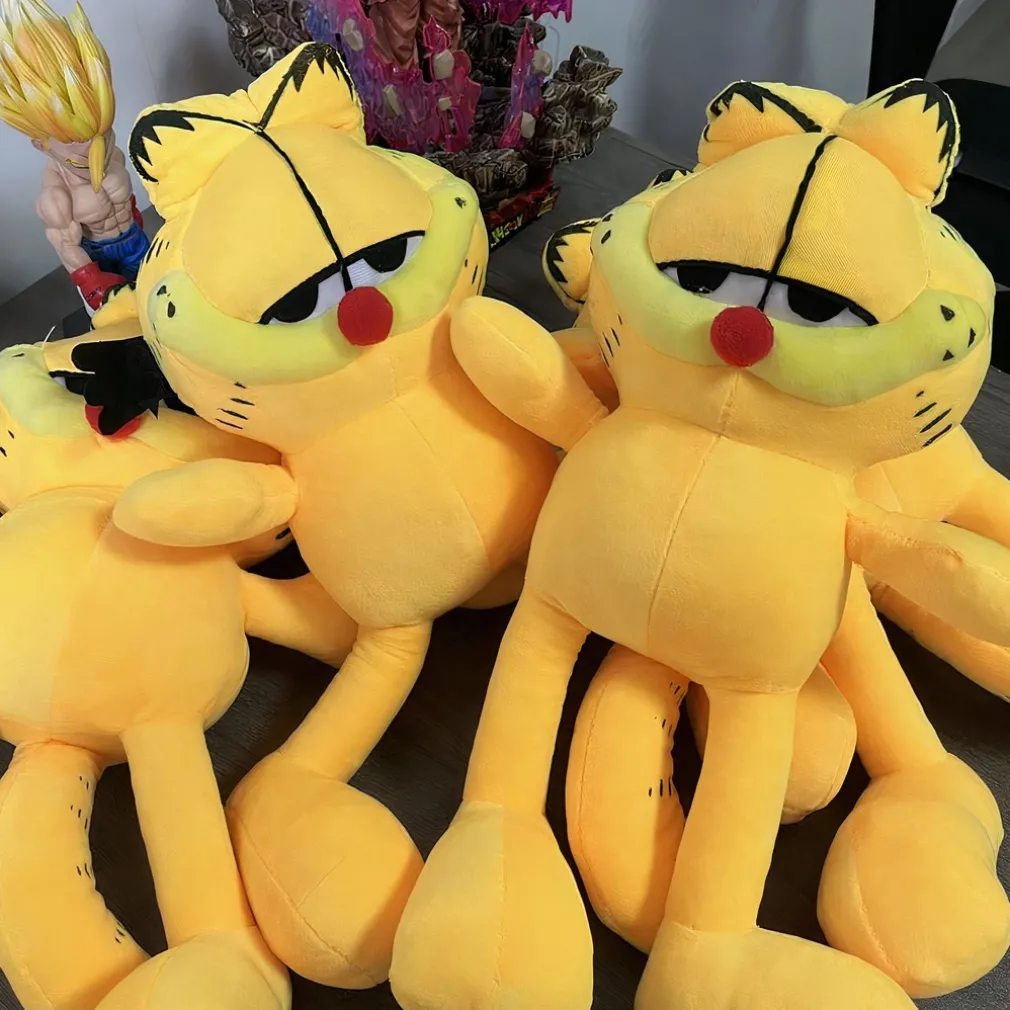 Peluche chat Garfield mignon