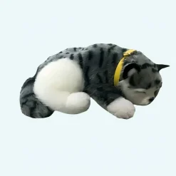 Peluche chat gris tigré endormi