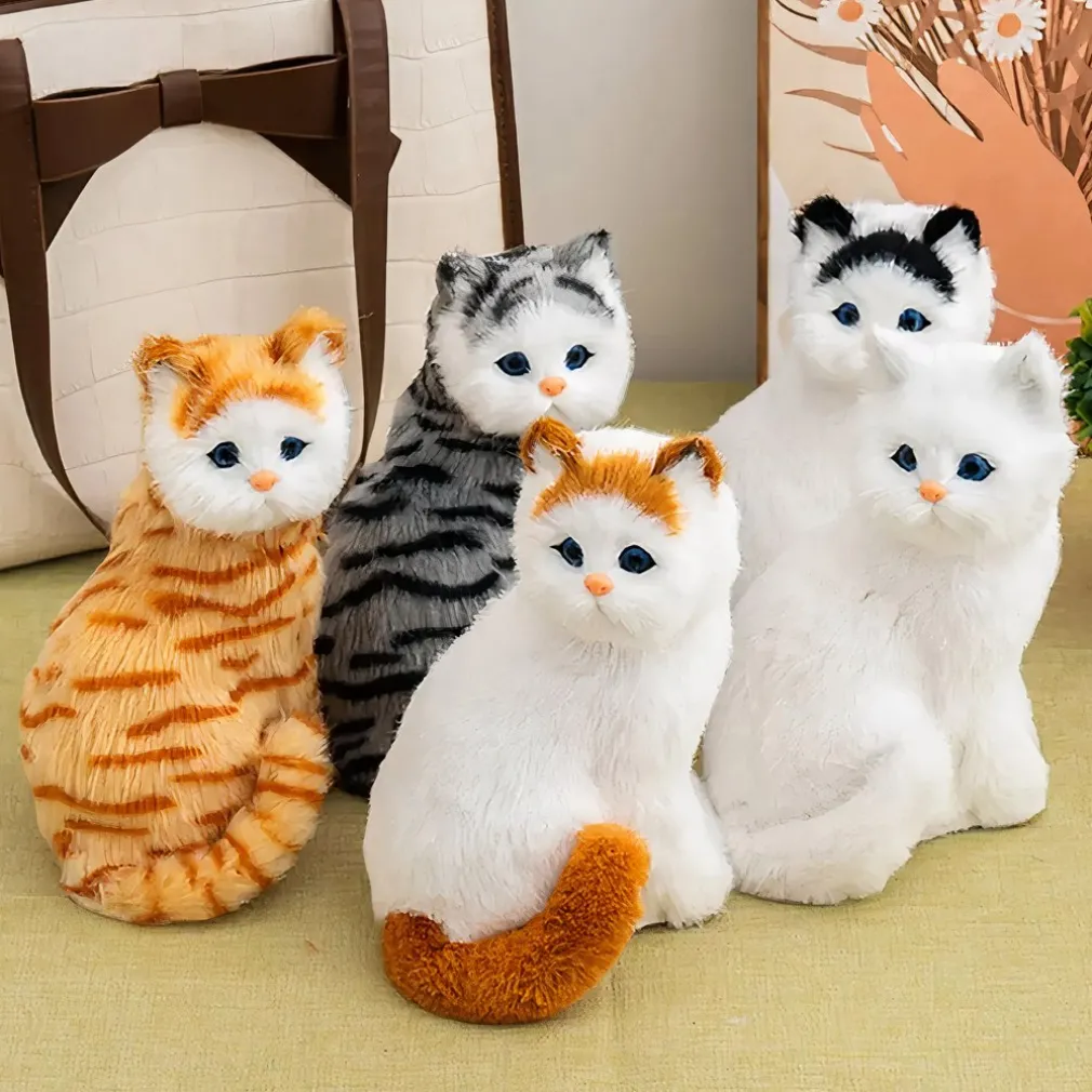Peluche chat réaliste tout doux