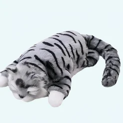 Peluche chat tigré gris endormi