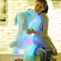 Peluche chien lumineuse rose