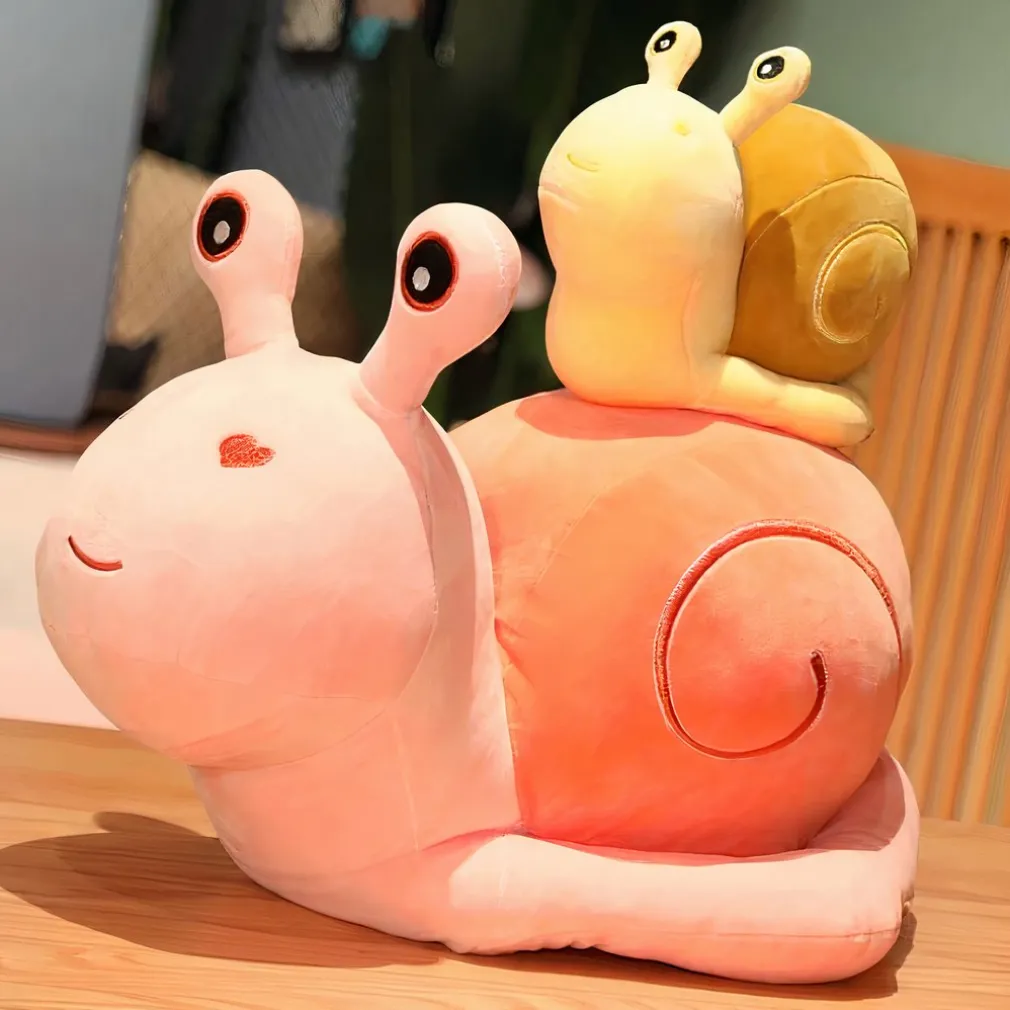 Peluche escargot avec coeur rose