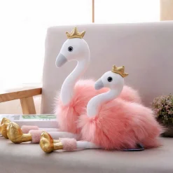 Peluche flamant rose à long poils