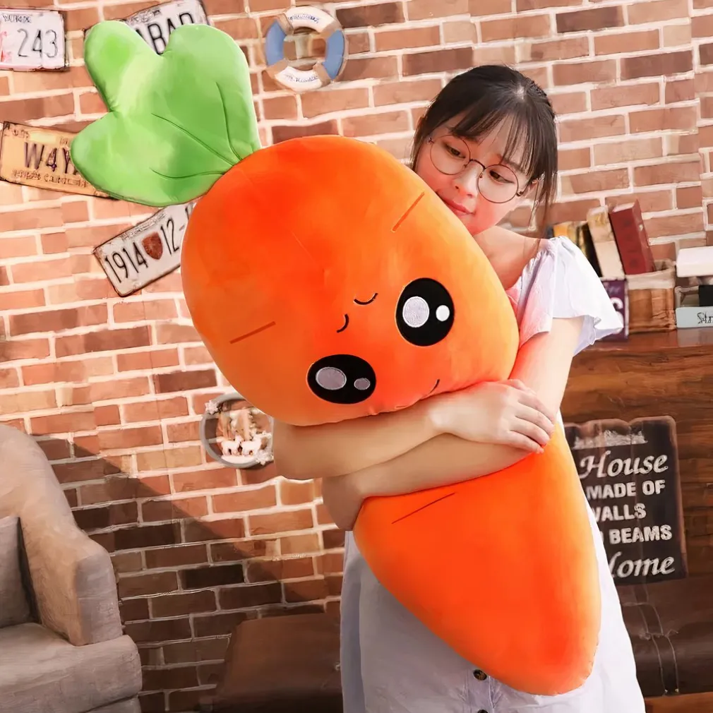 Peluche géante carotte timide