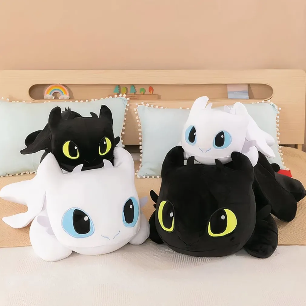 Peluche géante dragon Krokmou ou Furie Éclair