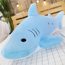 Peluche géante requin copain