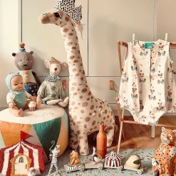 Peluche girafe câline