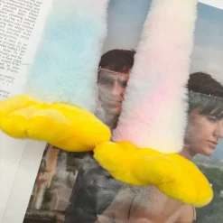 Peluche Huggy Wuggy qui fait peur multicolore