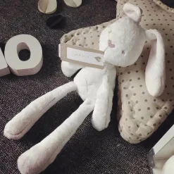 Peluche lapin douce et mignonne blanche ou rose