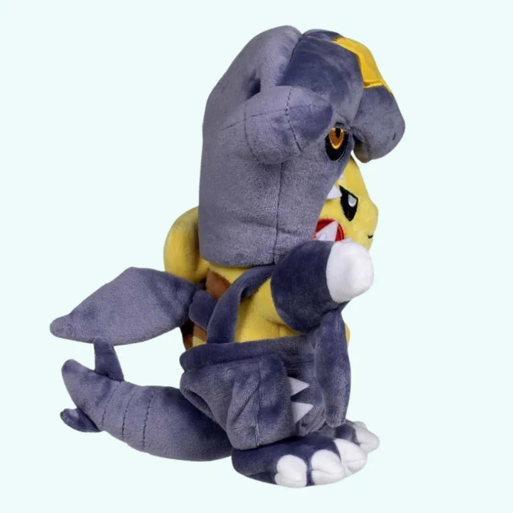 Peluche Pikachu déguisé en Carchacrok