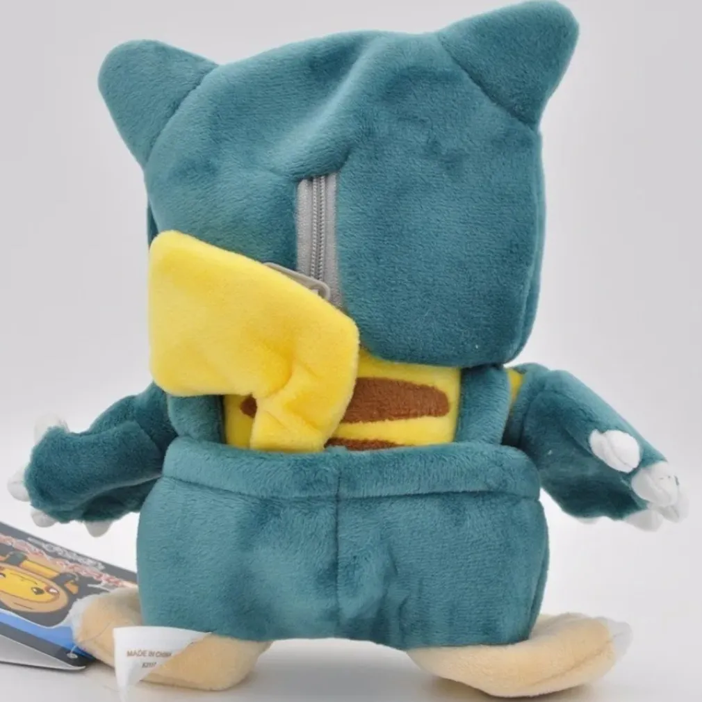 Peluche Pikachu déguisé en Ronflex