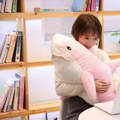 Peluche requin géant rose