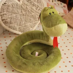 Peluche serpent à sonnette