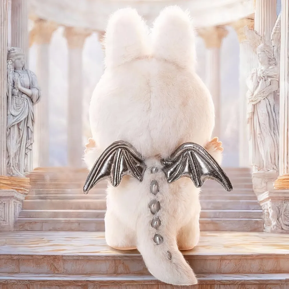 Peluche type Zimomo Labubu ange blanc