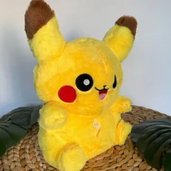 Peluche veilleuse Pikachu qui respire avec berceuses