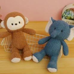 Petite peluche câline éléphant