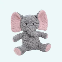 Petite peluche éléphant en tricot